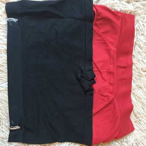 Rae Dunn Christmas Theme 3 Piece Comfort Set, Seamless - Picture 7 of 7